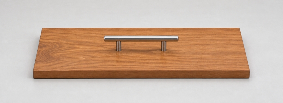 Hardwood Maple drawer front in the Lundia Pecan finish